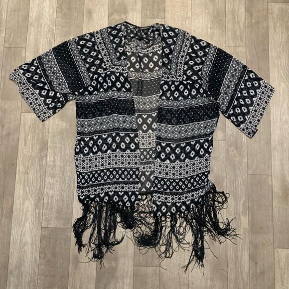 Express‎ Kimono Cardigan Geometrical Tassel Wrap Fringe Hem Open Front Duster - Picture 1 of 4